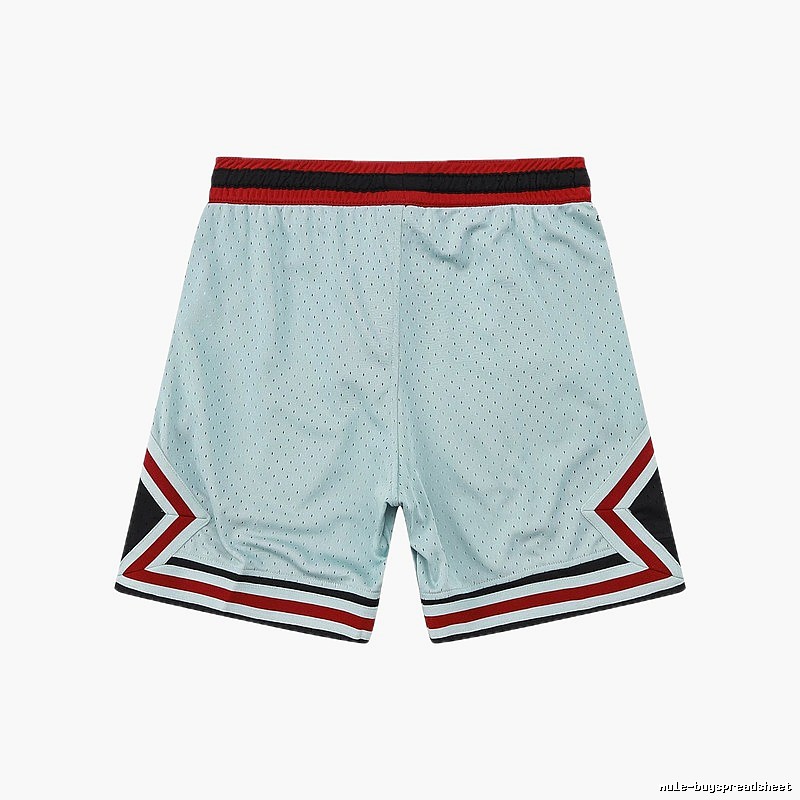 AJ sporty light blue shorts