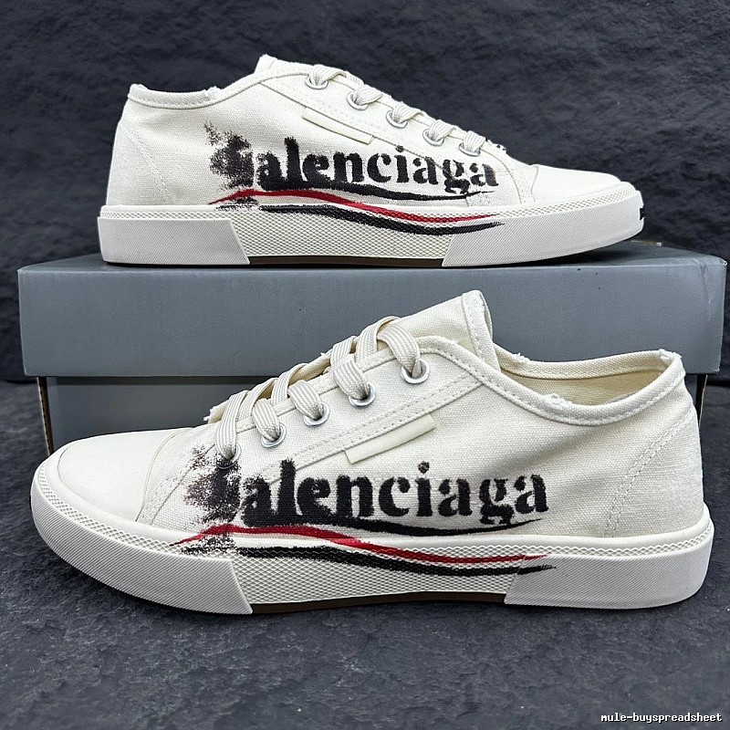 Balenciaga Canvas Sneaker with White Low-top Canvas Sneaker Detail