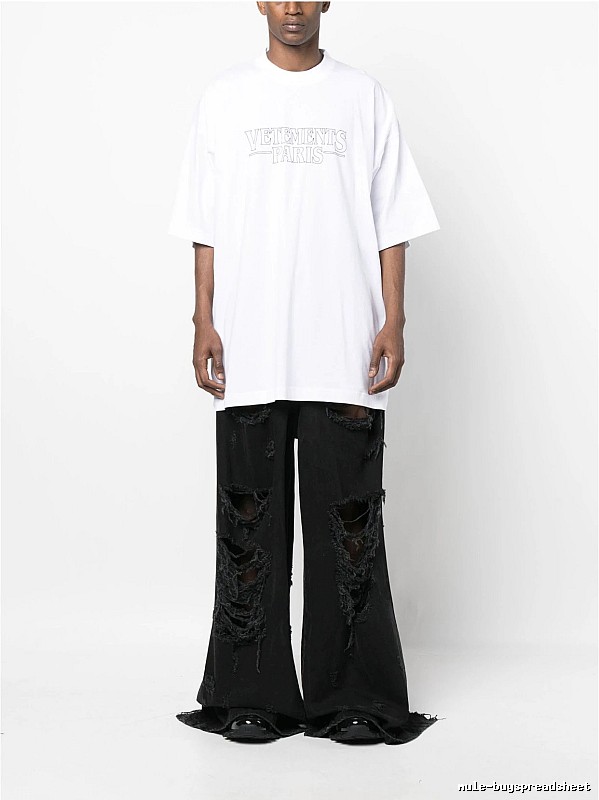 Resort Statement graphic T-shirt Black Colorful Lucky with Premium Look